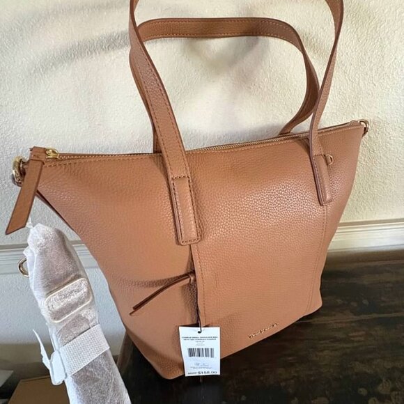 Vera Bradley Charlie Small Shoulder Bag in leather- Camel- NWT - Picture 5 of 7